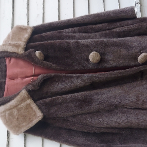 Tudor Faux Fur Teddy Coat, 50s Faux Fur Brown Coat, 60s Swing Coat, - Picture 7 of 8